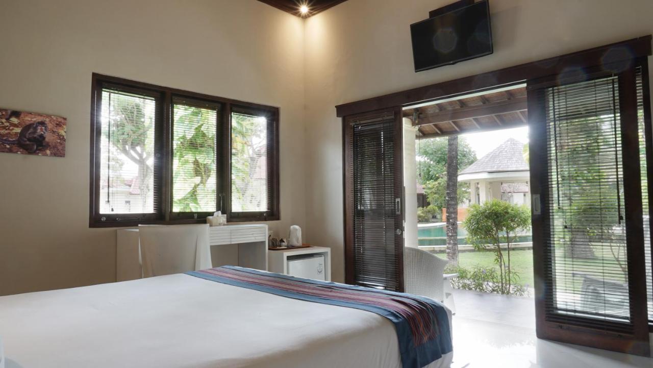 Puri Rinjani Bungalows & Hostel Kuta  Kültér fotó