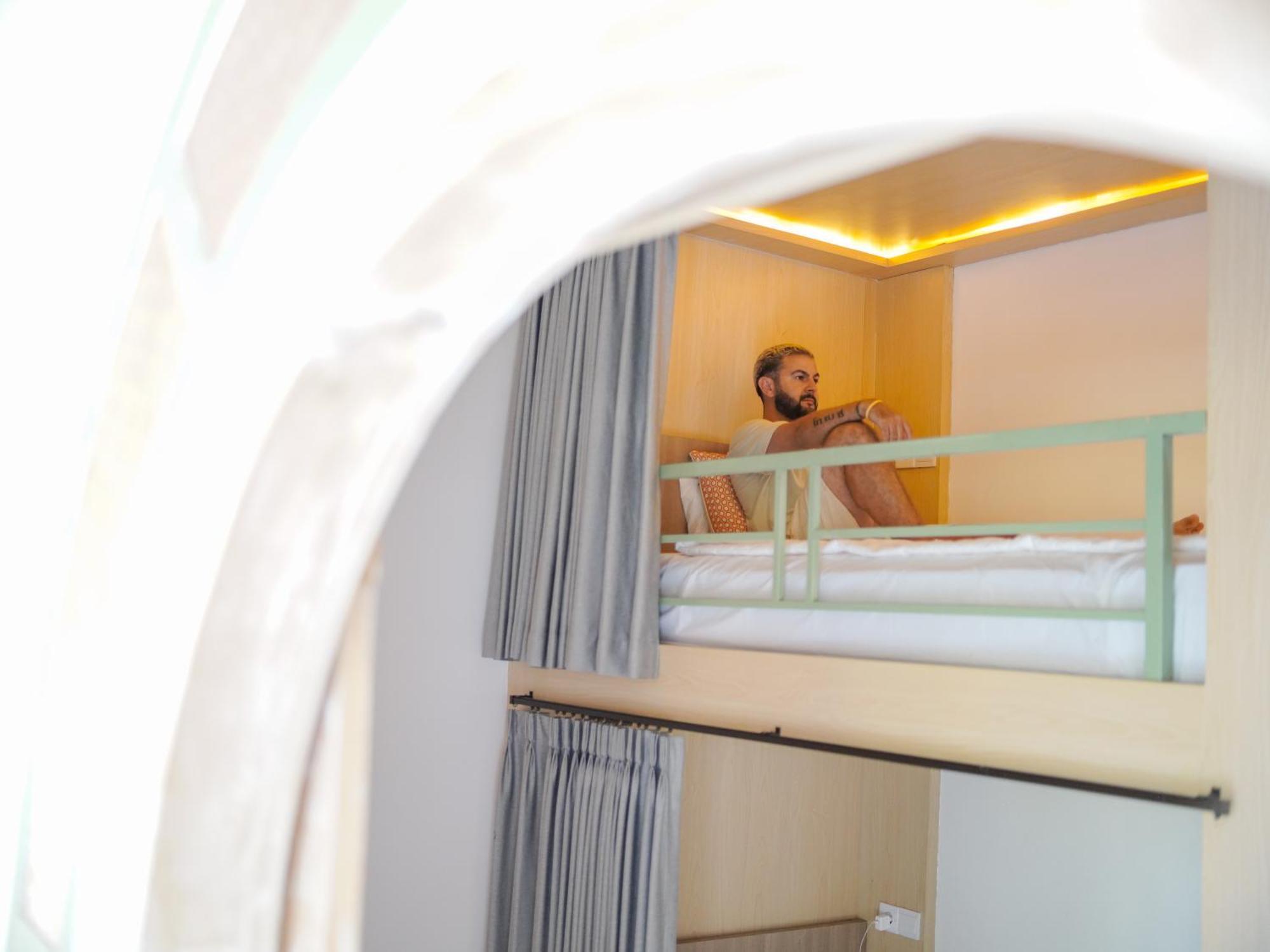 Puri Rinjani Bungalows & Hostel Kuta  Kültér fotó