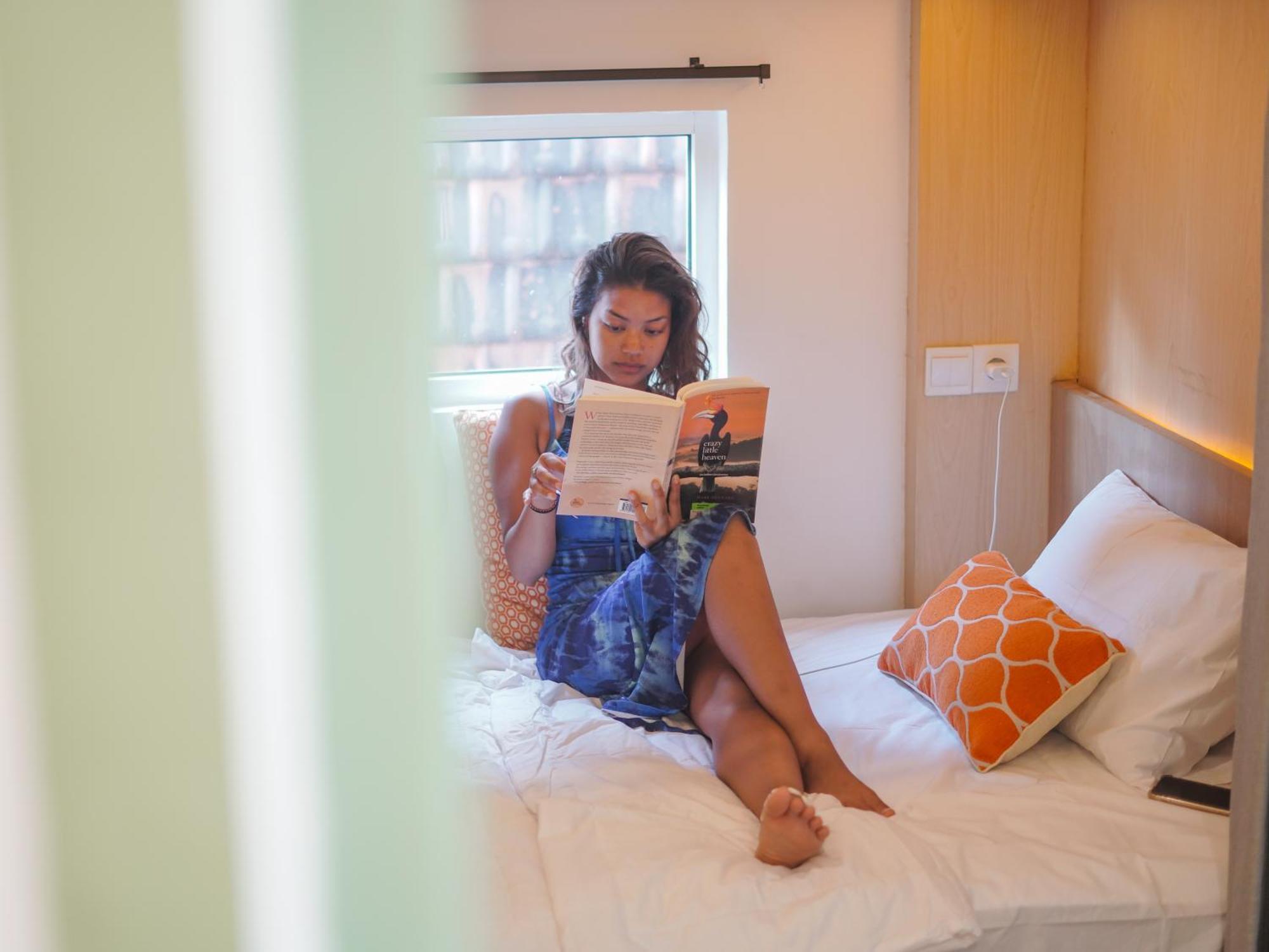 Puri Rinjani Bungalows & Hostel Kuta  Kültér fotó