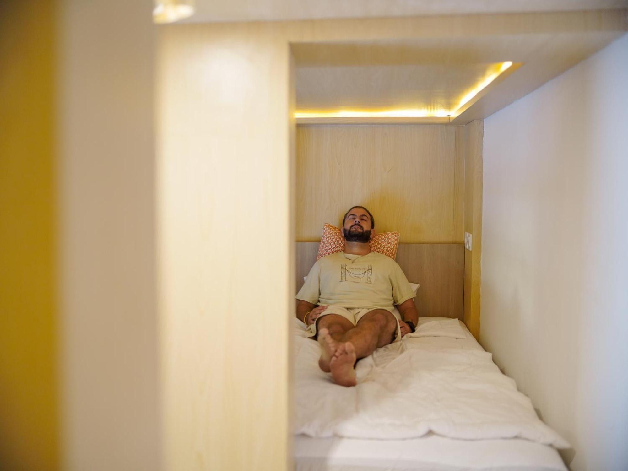 Puri Rinjani Bungalows & Hostel Kuta  Kültér fotó