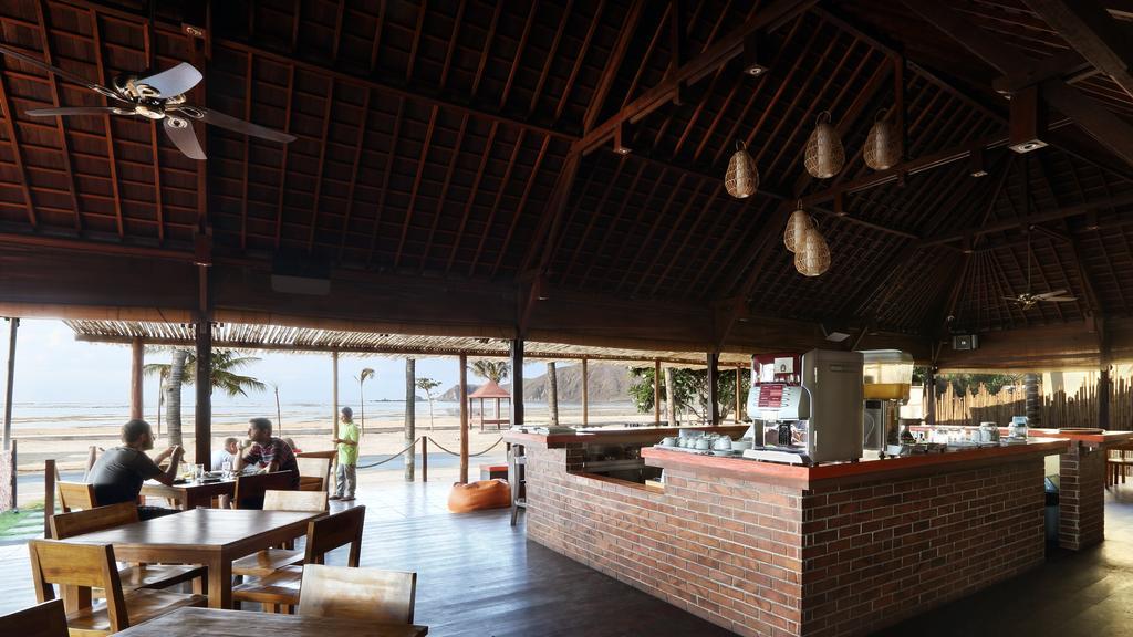 Puri Rinjani Bungalows & Hostel Kuta  Kültér fotó